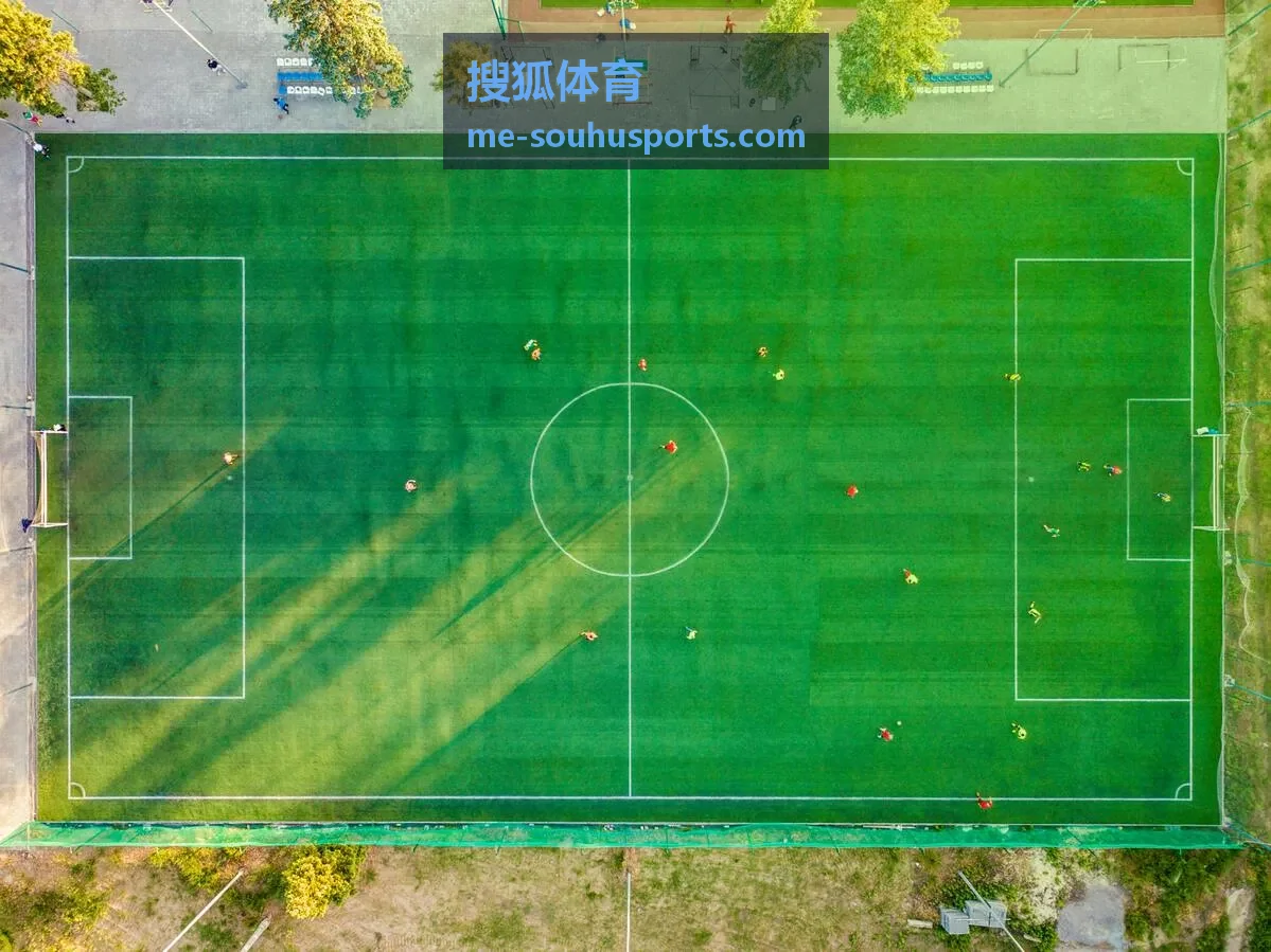 搜狐体育中超专题封面